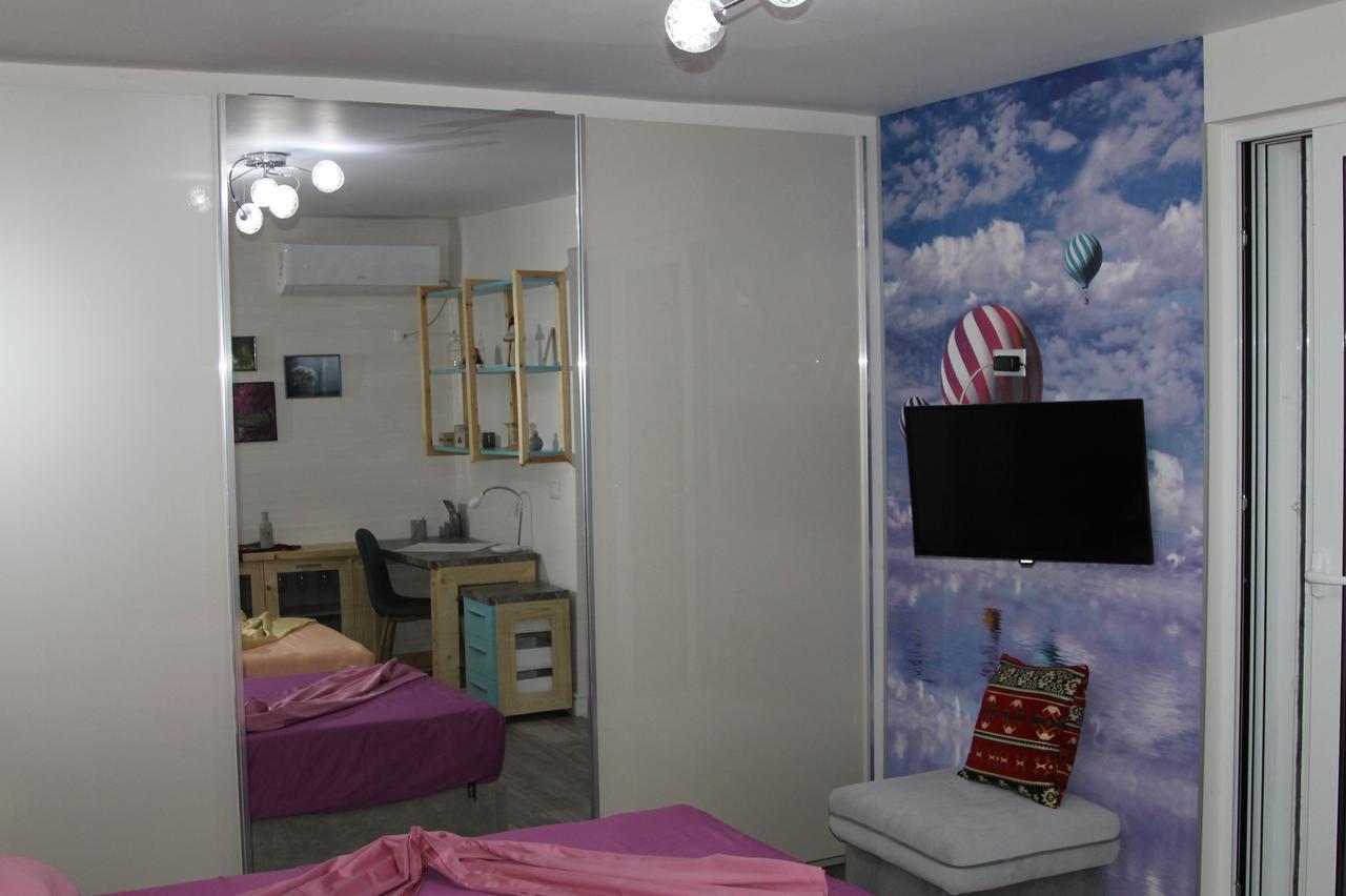 Absolute Blloku Apartment Тирана Экстерьер фото