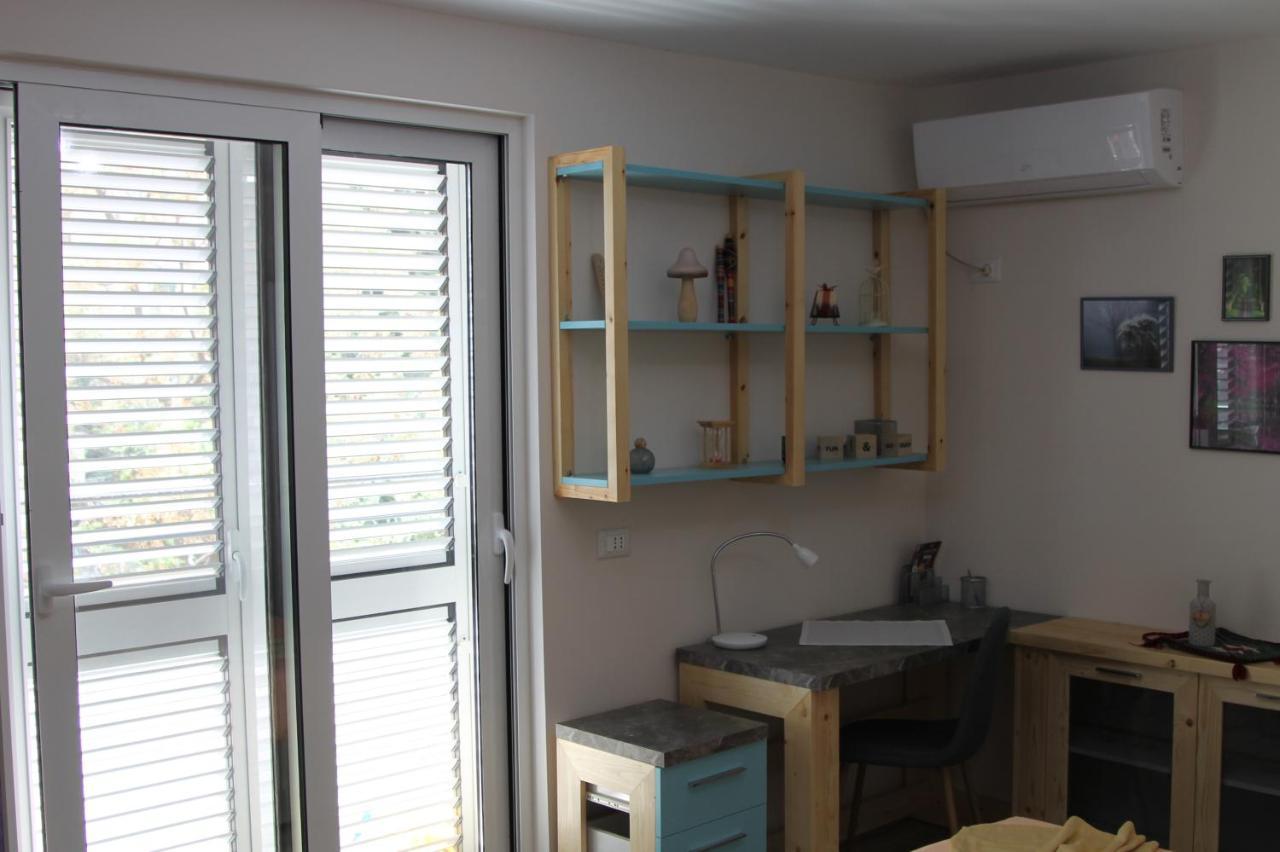 Absolute Blloku Apartment Тирана Экстерьер фото